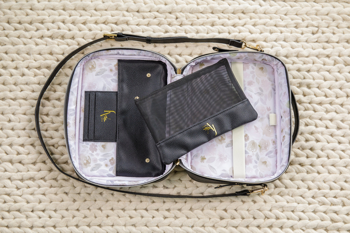 Bible Crossbody Bag (large capacity) - Black