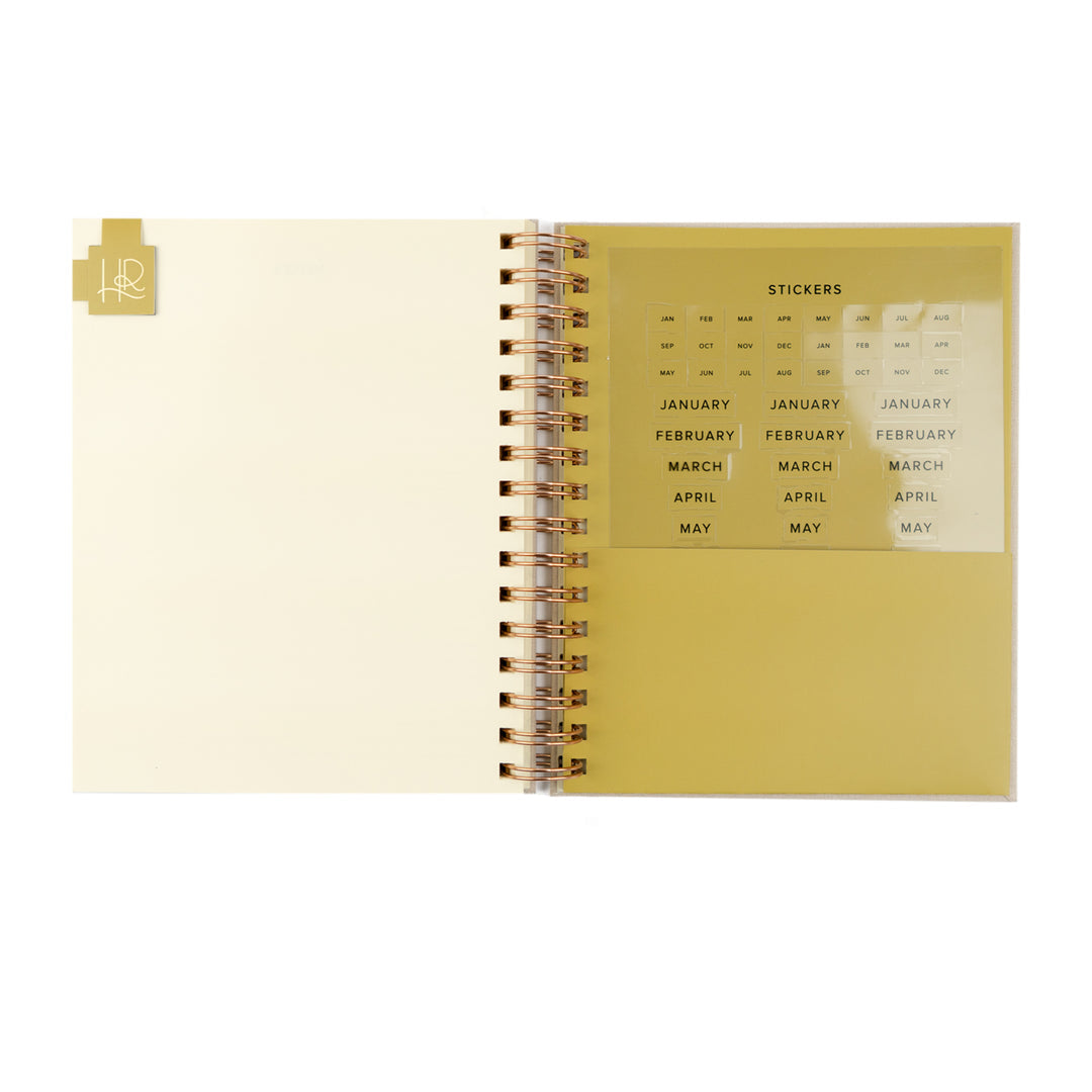 12-Month Undated Spiral Planner: Magnolia Springs