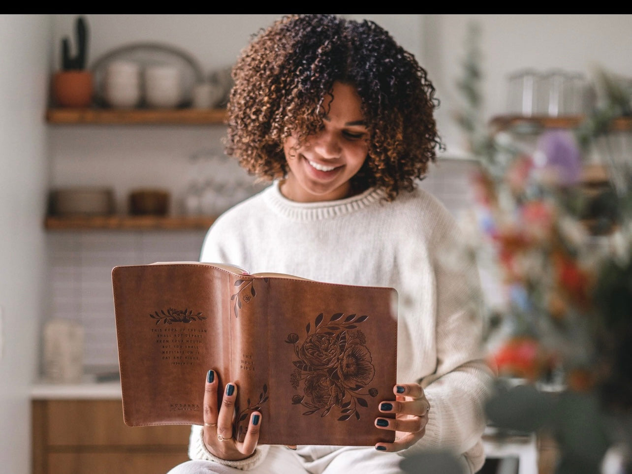 ESV Study Bible - Aurora image 6