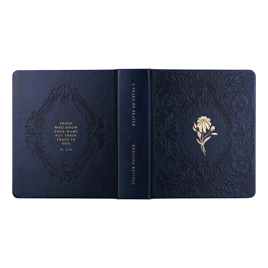 One Thing I Ask 5-Year Prayer Journal: Versailles