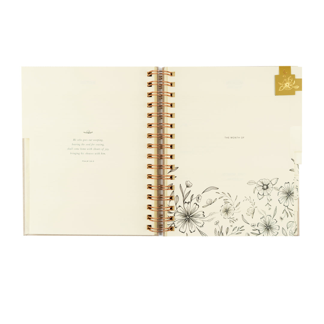 12-Month Undated Spiral Planner: Magnolia Springs