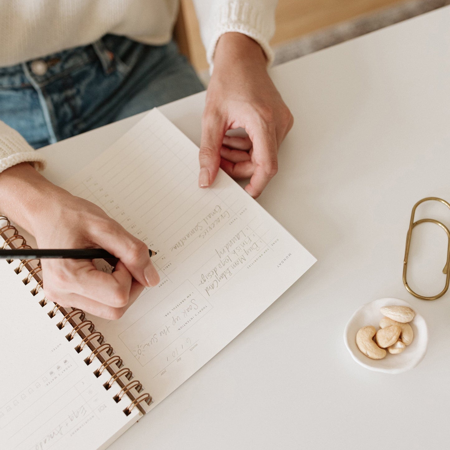 Quarterly Planner (undated) image 9