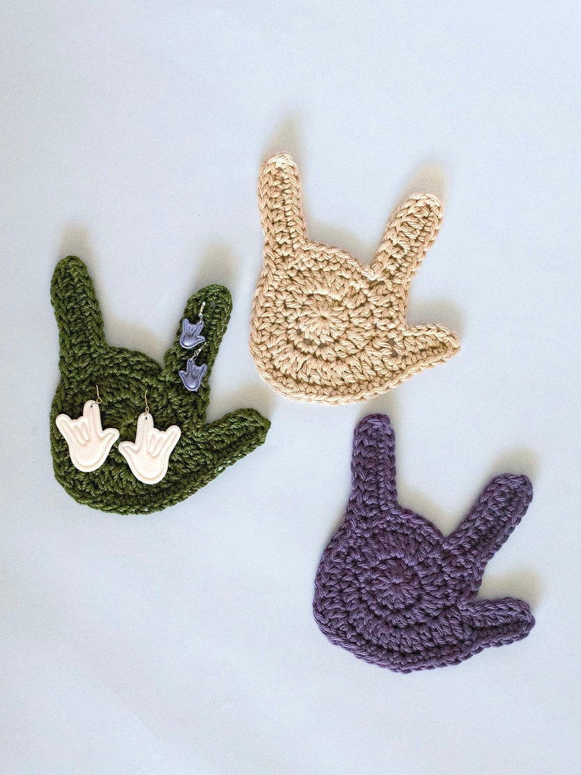 Crochet Studs/Earrings Display image 5