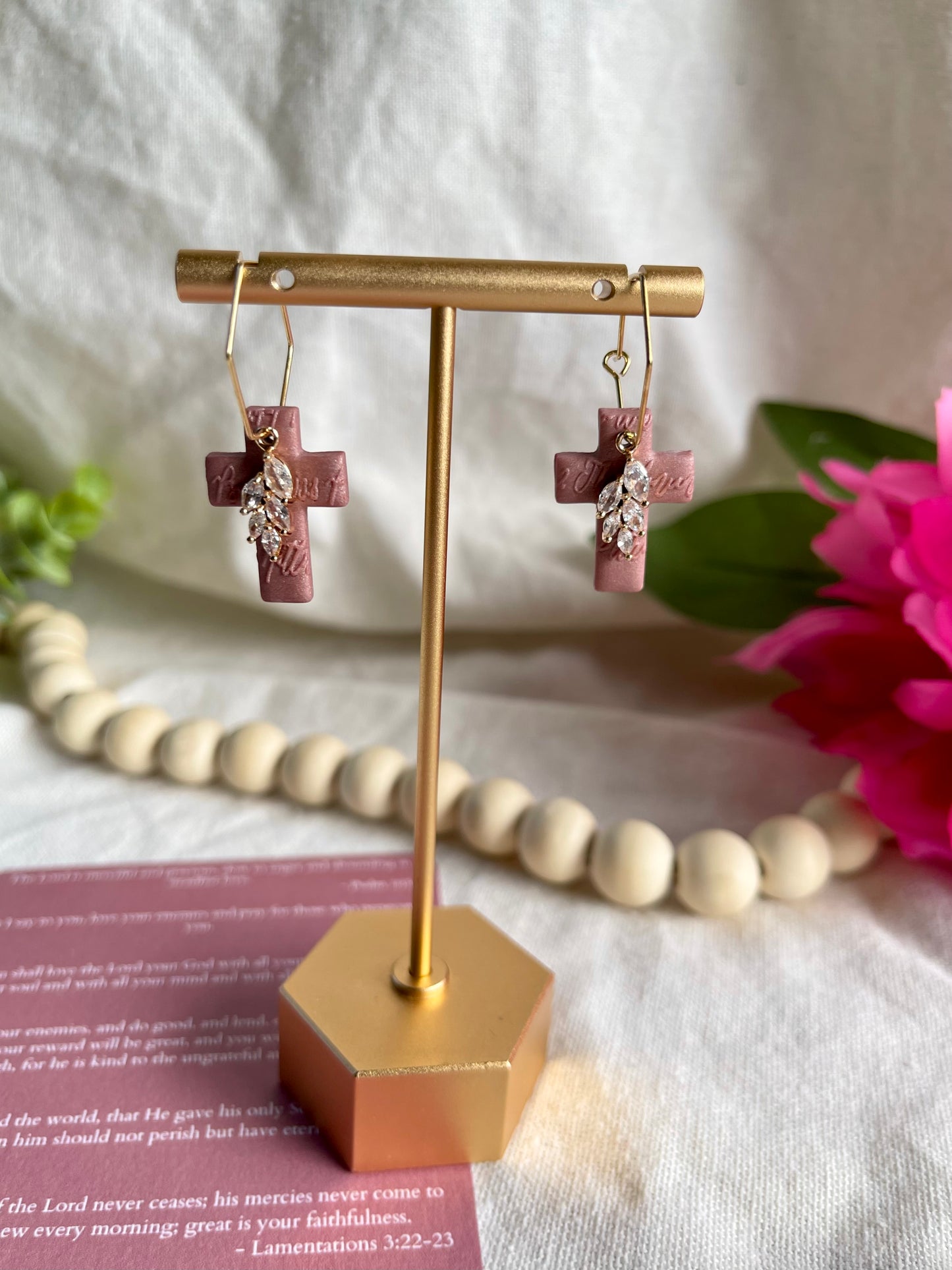Scripture Cross: Love