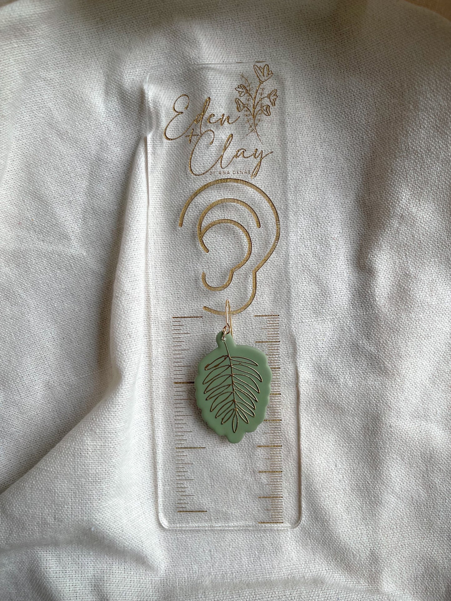 Elegant Palm Leaf image 2