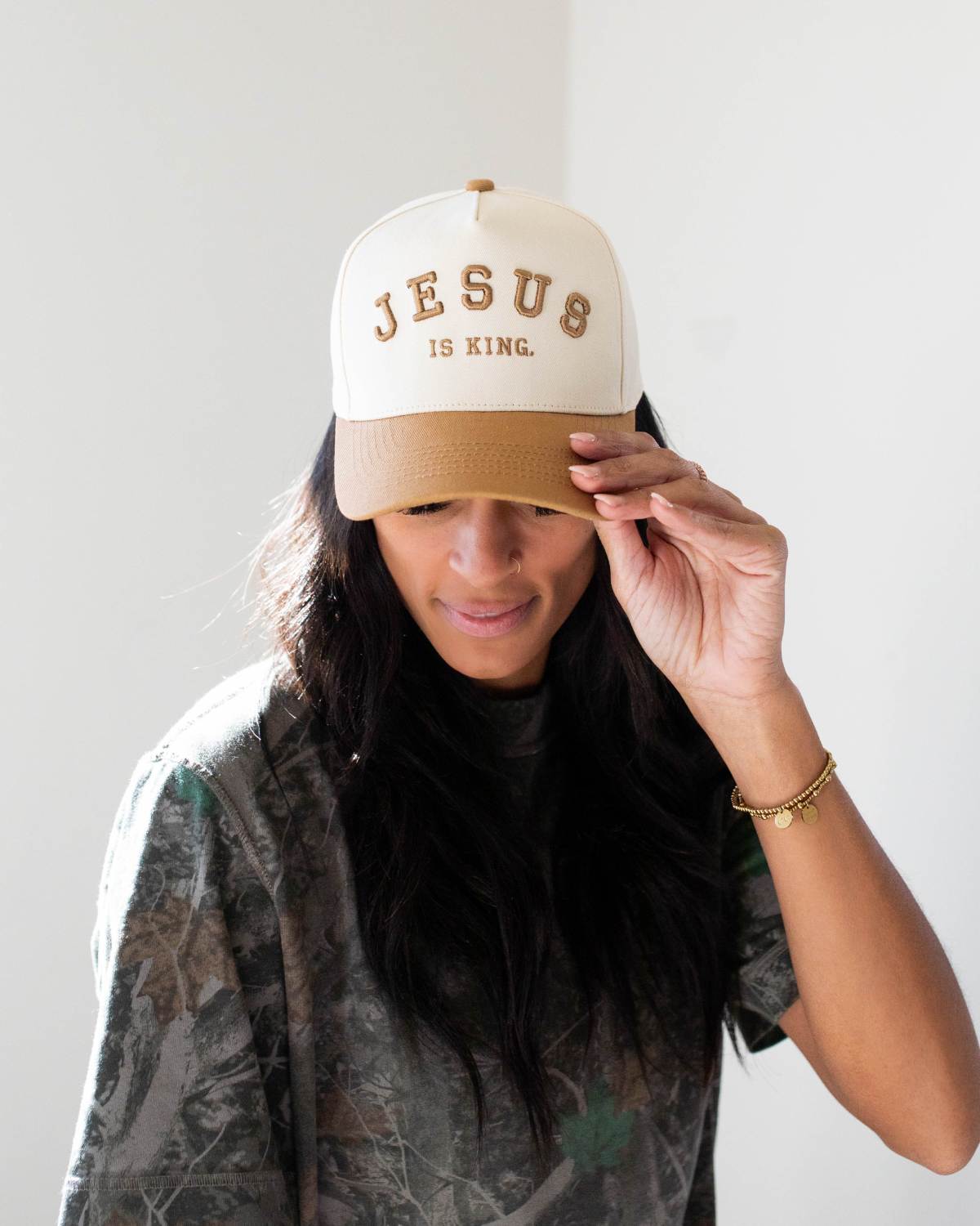 Jesus is King - Trucker Hat (Caramel)