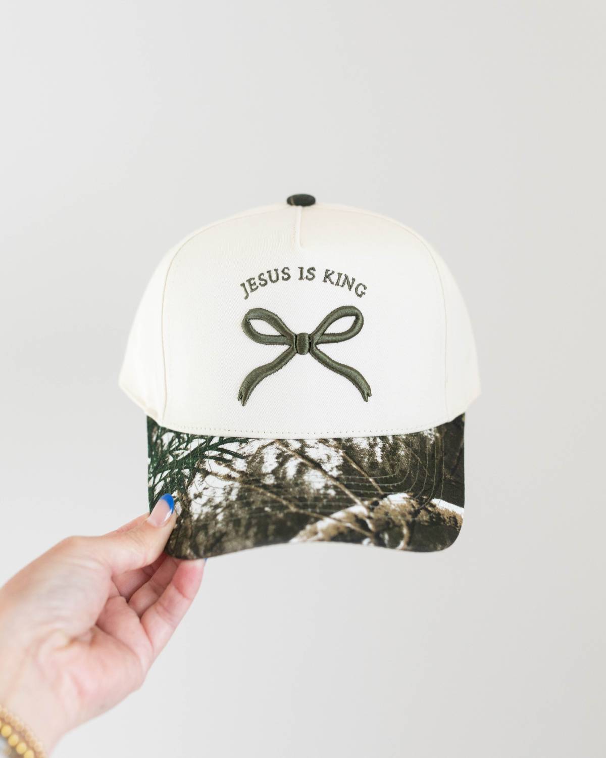 Jesus is King - Trucker Hat (Camo)