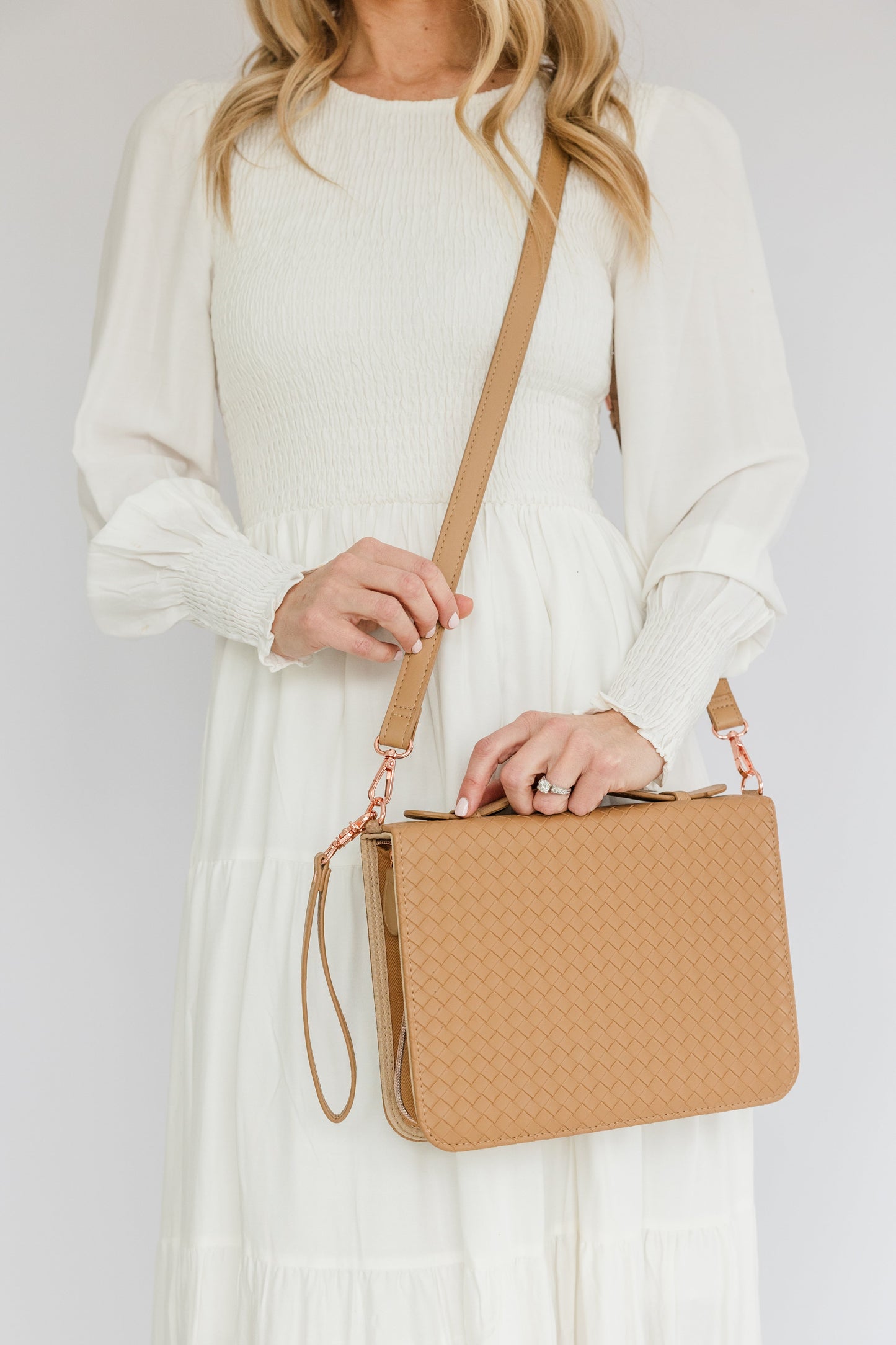 Woven Bible Crossbody Bag - Caramel