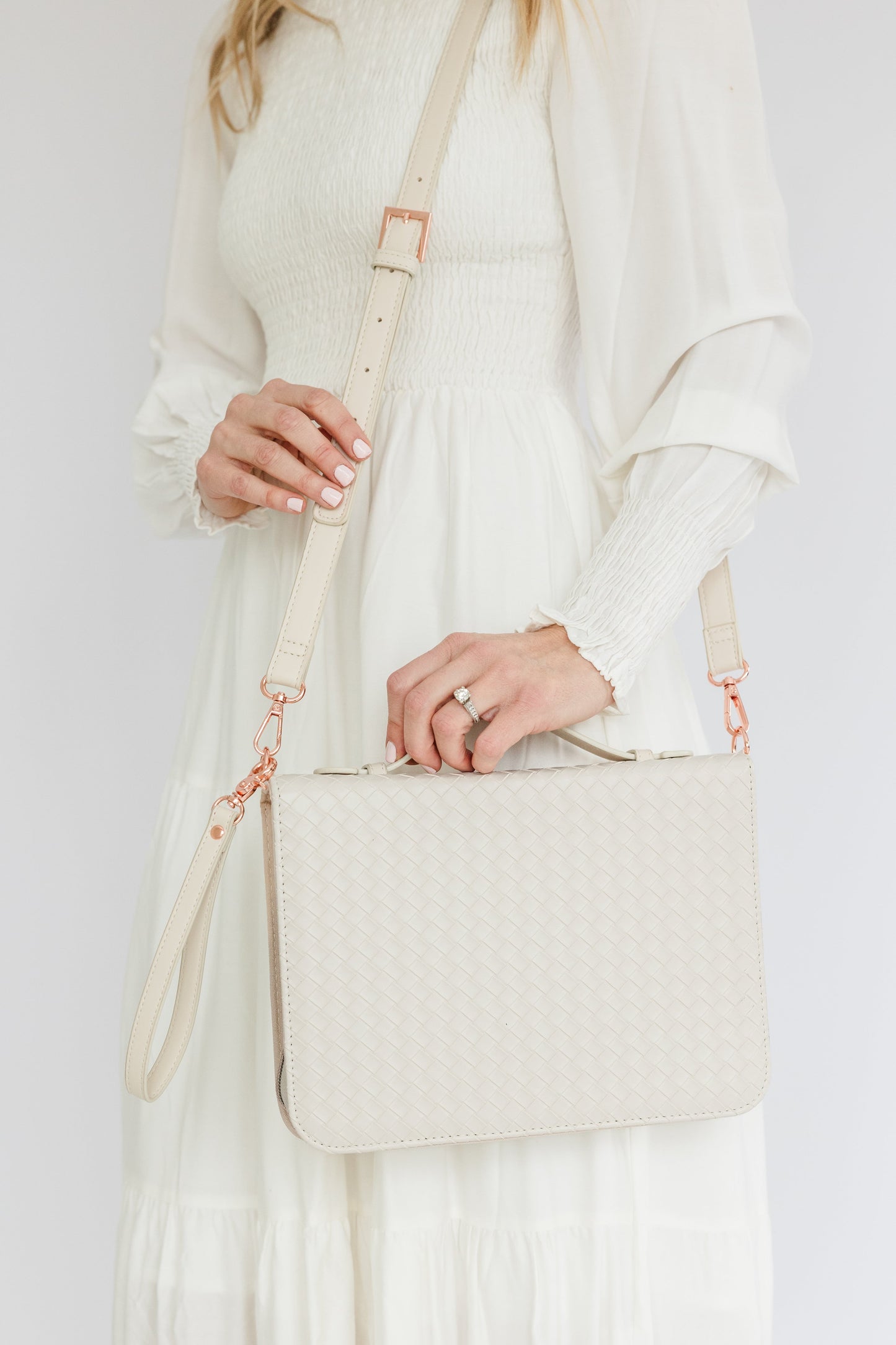 Woven Bible Crossbody Bag - Ivory