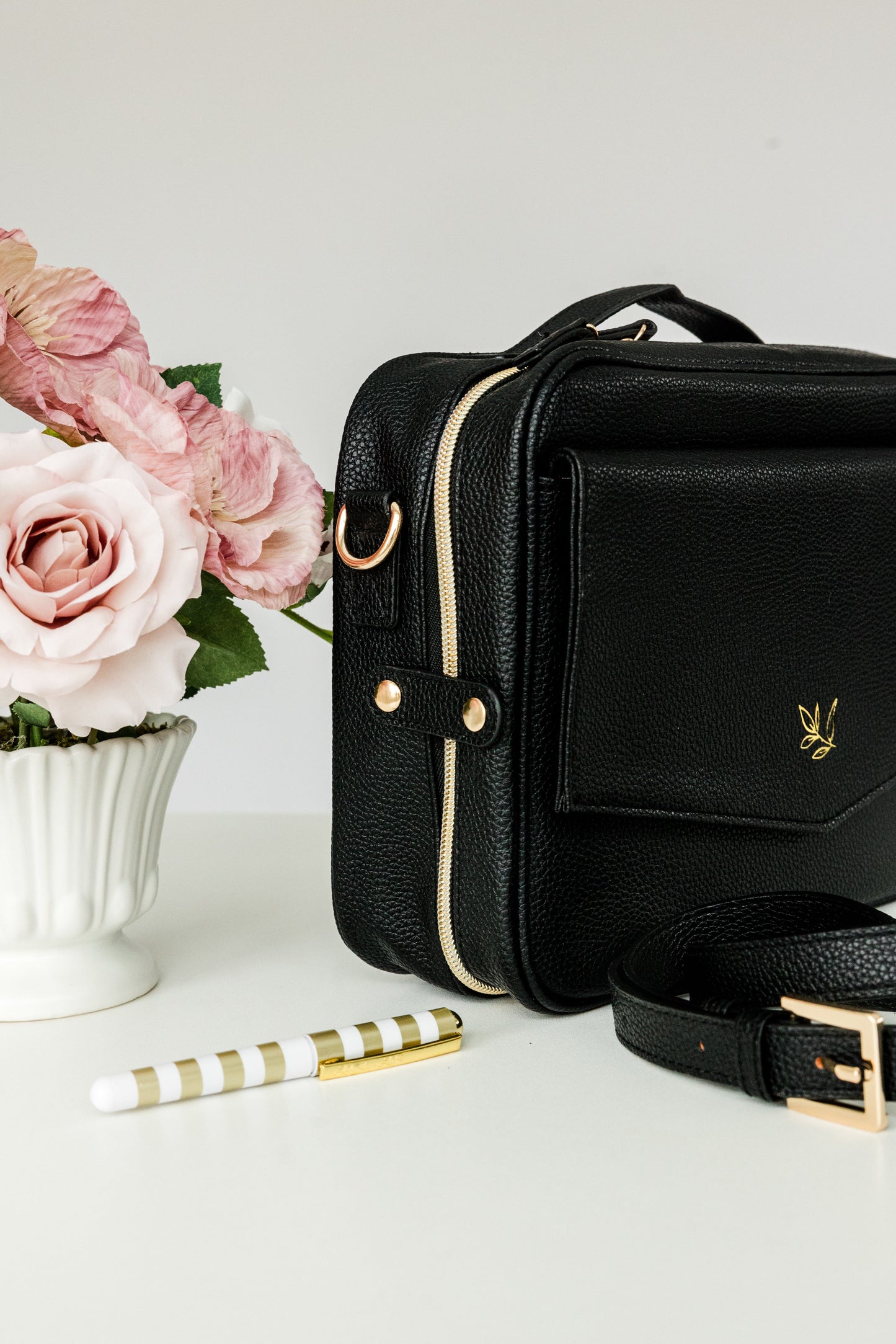 Bible Crossbody Bag (large capacity) - Black
