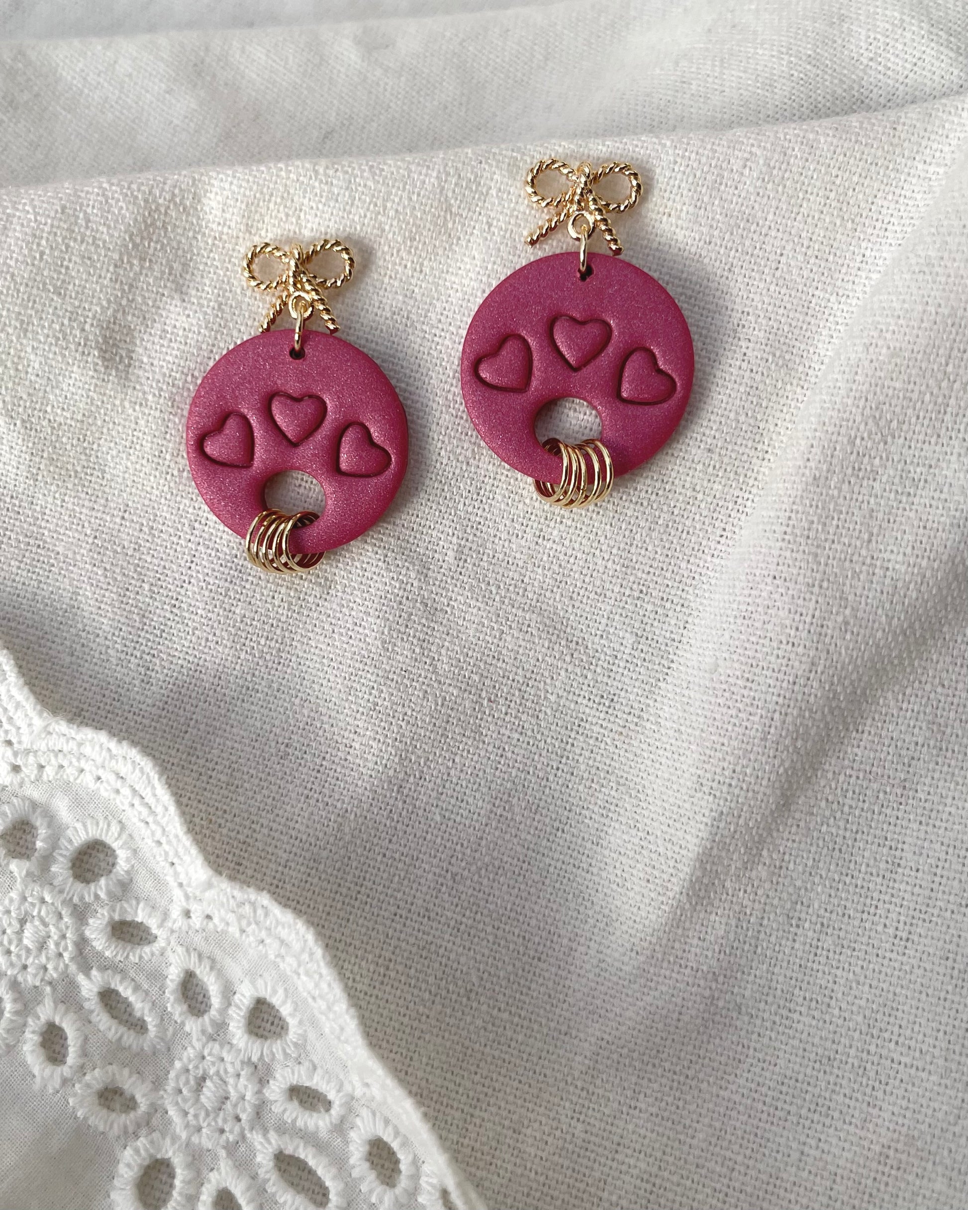 Embossed Hearts + Bows image 2